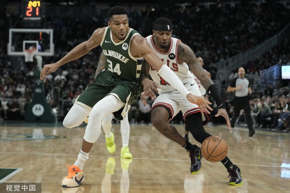 中脱颖而出 中脱颖而出