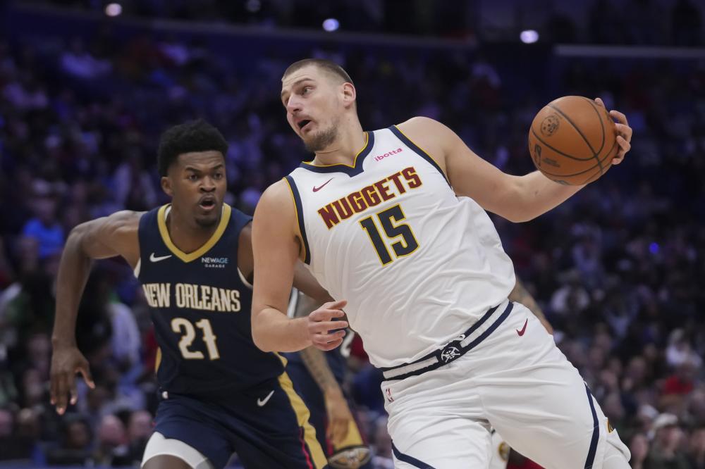 通过精密的 通过精密的